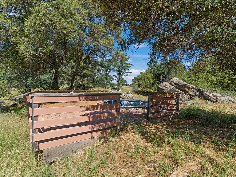 31331 Auberry Rd — Photo 25