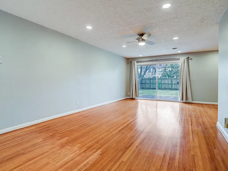 8610 Bevlyn Dr — Photo 13