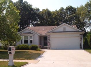 1552 Chelsea Cir, Howell, MI 48843