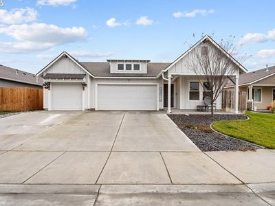 594 E Templeton Ave, Hermiston, OR, 97838