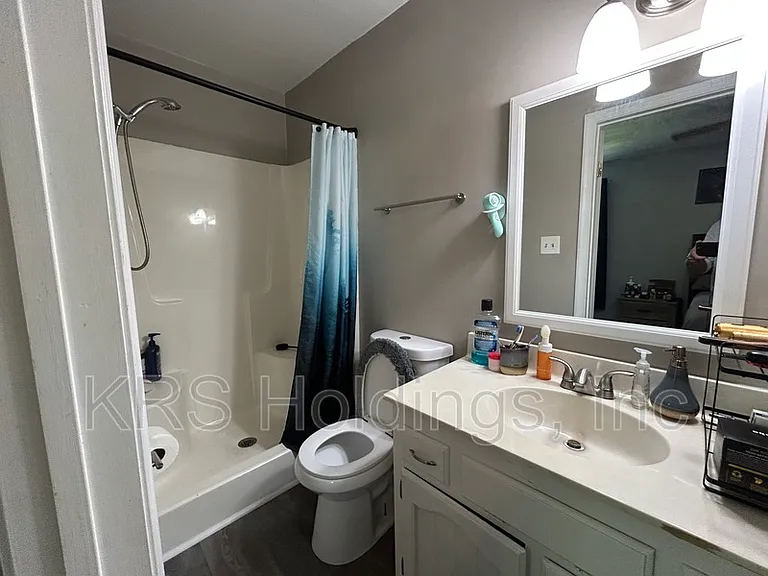 1652 Fairfax Dr — Photo 11