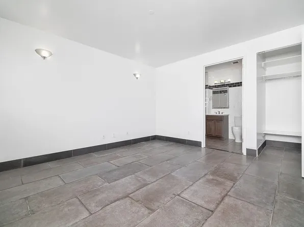 164 Attorney Street 702 image 2 of 8