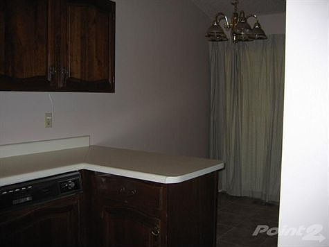 Glenhill Ktchn and nook