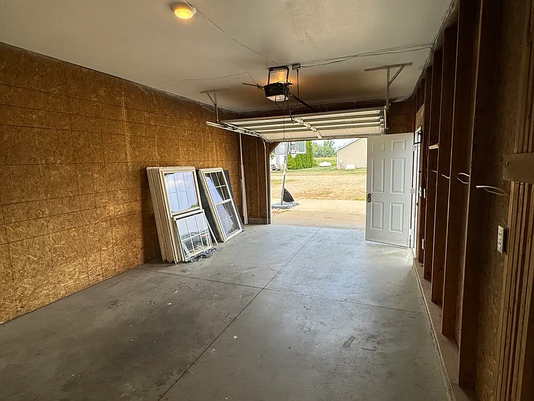 730 Elm St #730 — Photo 35