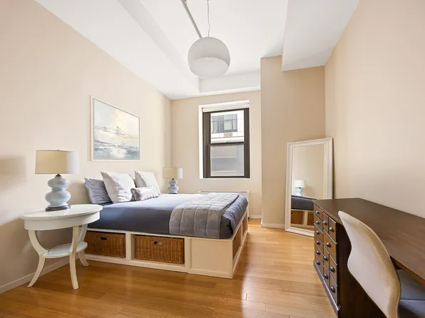 365 Bridge Street image 7 of 14