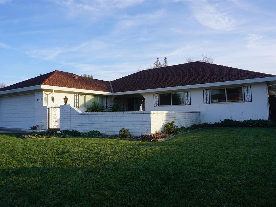 1st image of 1804 Finch Dr