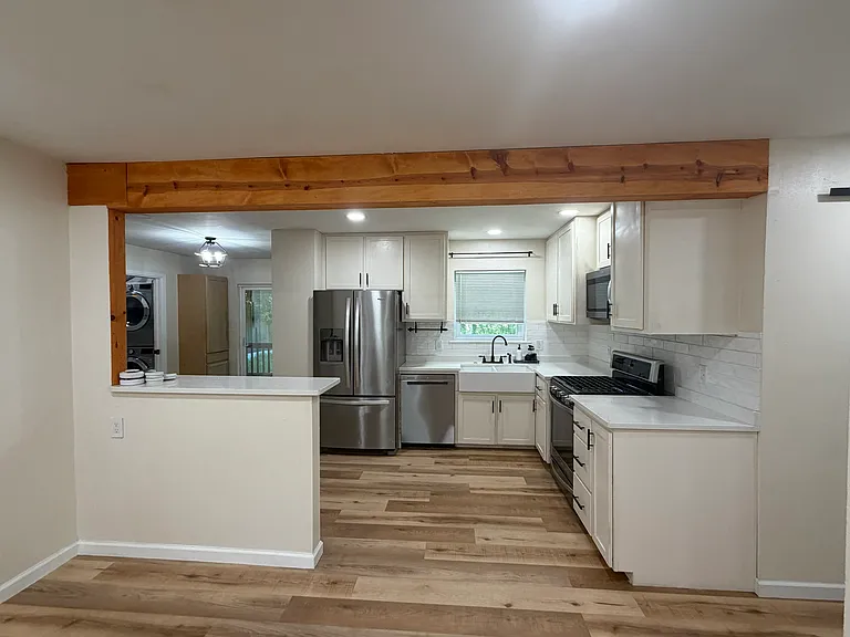 4702 Pinson Dr — Photo 4