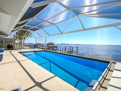 320 Bayshore Dr, Cape Coral, FL, 33904