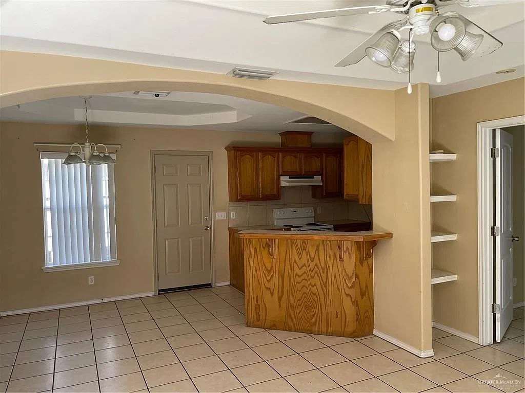 2 bed, 2.0 bath, 957 sqft, $800 — Photo 3