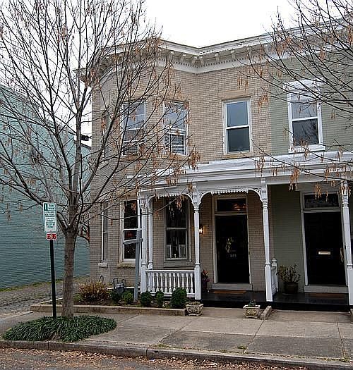 1st image of 305 N Allen Ave