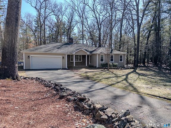 2nd image of 64 Somerset Lane