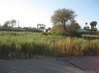 10591 S Mountain View Rd, Mohave Valley, AZ 86440