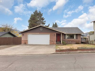 442 NE Manzanita Ct, Roseburg, OR, 97470