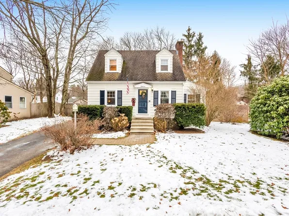 18 Westbrook Rd, Worcester, MA 01602