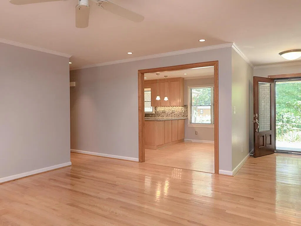 3 bed, 1857 sqft, $2,450 — Photo 4