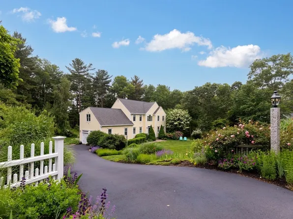 7 Lauras Ln, Marshfield, MA 02050