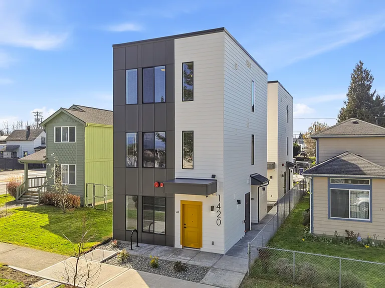 1420 S J St #B2 — Photo 24