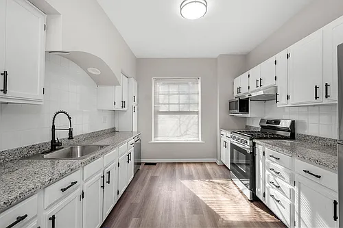226 East End Avenue Photo 1