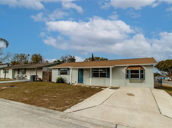 4215 Pecos Dr, New Port Richey, FL 34653