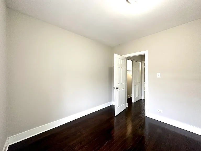 2130 N Sawyer Ave #2E — Photo 20