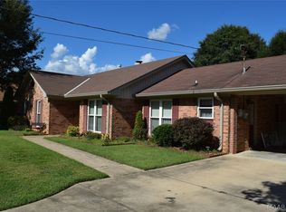 1214 Yorkshire Dr, Prattville, AL 36067