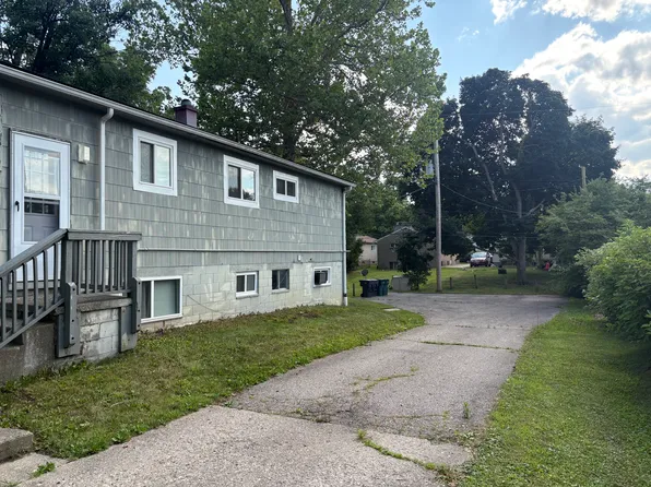 551 Lexington Ave, East Lansing, MI 48823