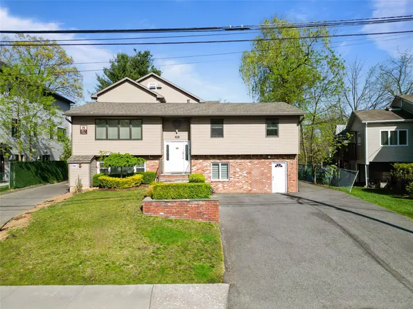 8 Charles Lane, Spring Valley, NY 10977