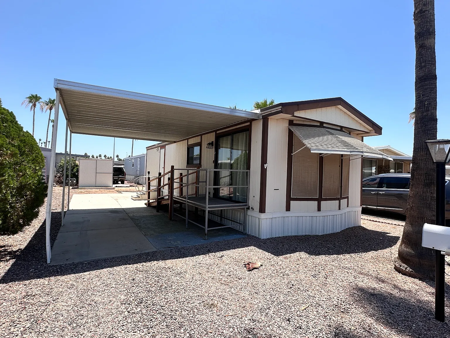 Broadway Estates — Photo 4