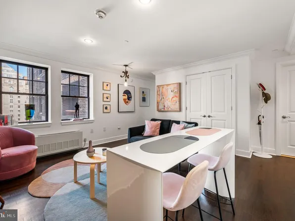 1701 Locust St Unit 1607, Philadelphia, PA 19103