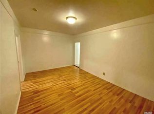 36-21 Ditmars Blvd #2F, Astoria, NY 11105
