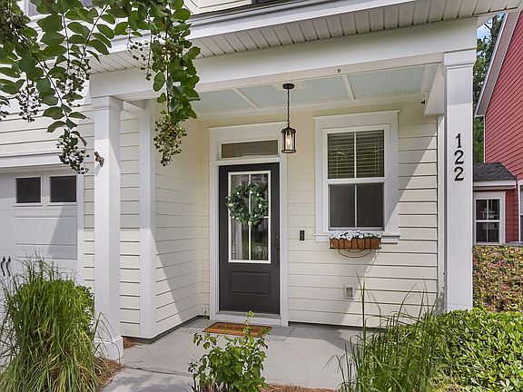 2nd image of 122 Fulmar Pl
