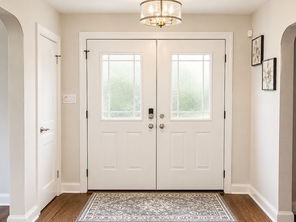 1st image of 314 West Rd