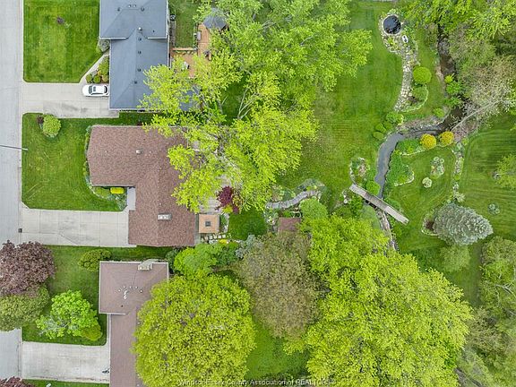 4th image of 140 Augustine Dr