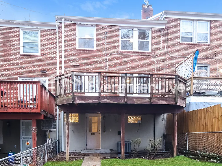 1118 Newfield Rd — Photo 15