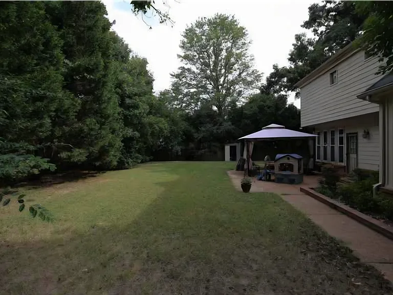 3020 Laurinburg Cir — Photo 24