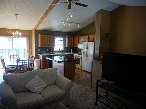 5th image of 3695 Sirett Ct
