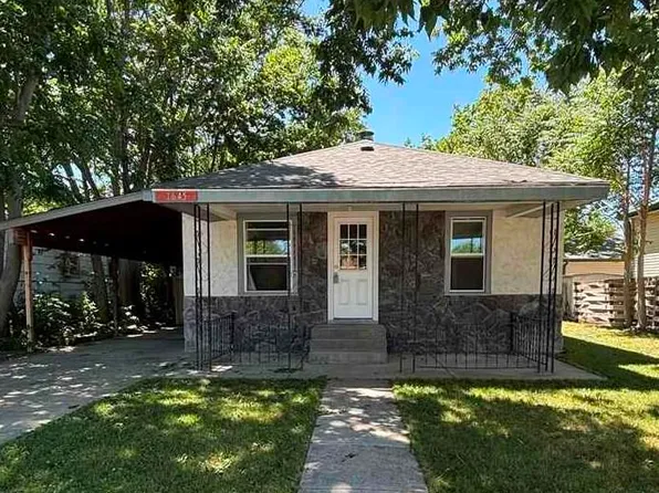 1645 5th St, Gering, NE 69341