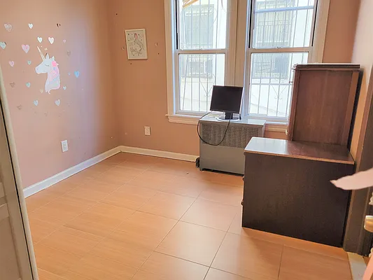 Rented by Virtual Real Estate | media 13