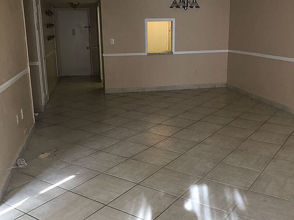 5th image of 9159 SW 77th Ave APT 203