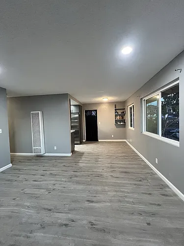3219 Winter St Photo 1