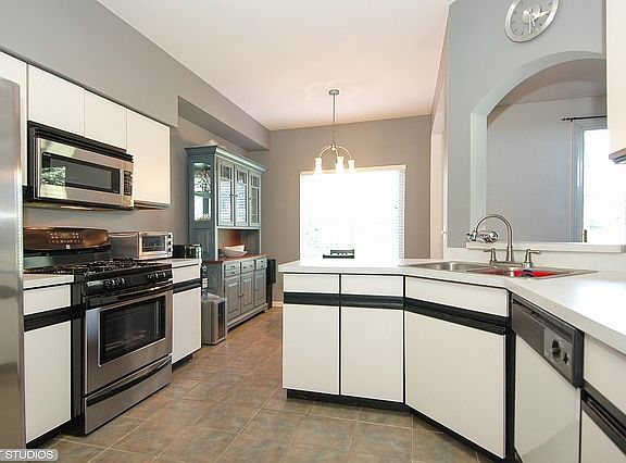 5th image of 784 Mesa Dr #352D