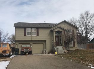 5814 Howard Ln, Nampa, ID 83687