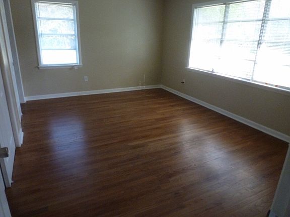 2nd image of 5594 Haywood Dr