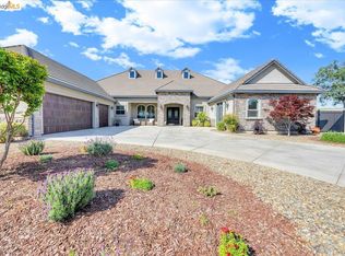 1976 Oak Creek Dr, Copperopolis, CA 95228