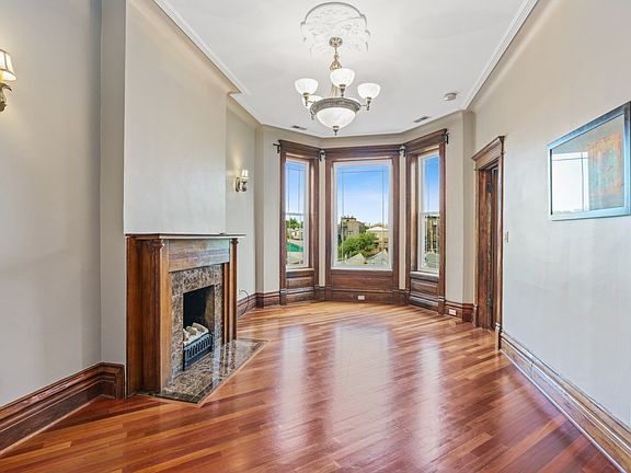 2nd image of 3317 N Sheffield Ave #3