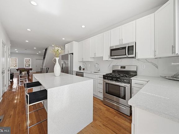 2nd image of 1634 Annin St