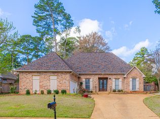 626 Wendover Dr, Ridgeland, MS 39157