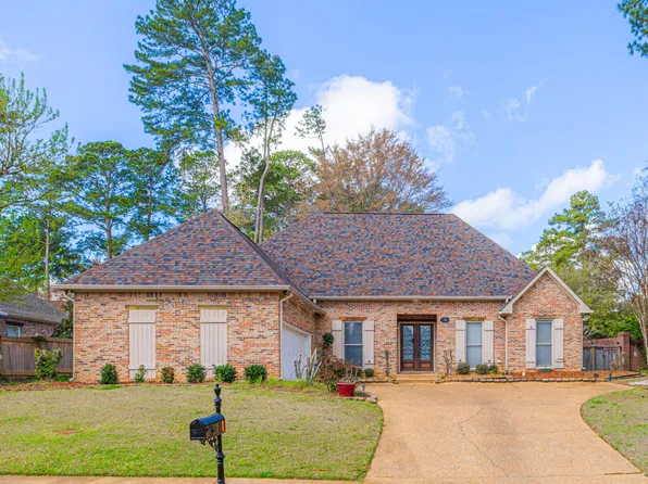 626 Wendover Dr, Ridgeland, MS 39157