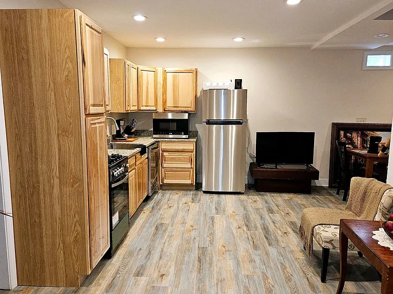 Ridgecrest Ln — Photo 6