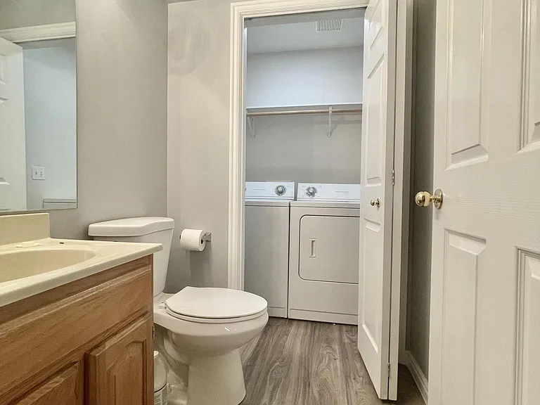 1201 E Parkstone Dr — Photo 13